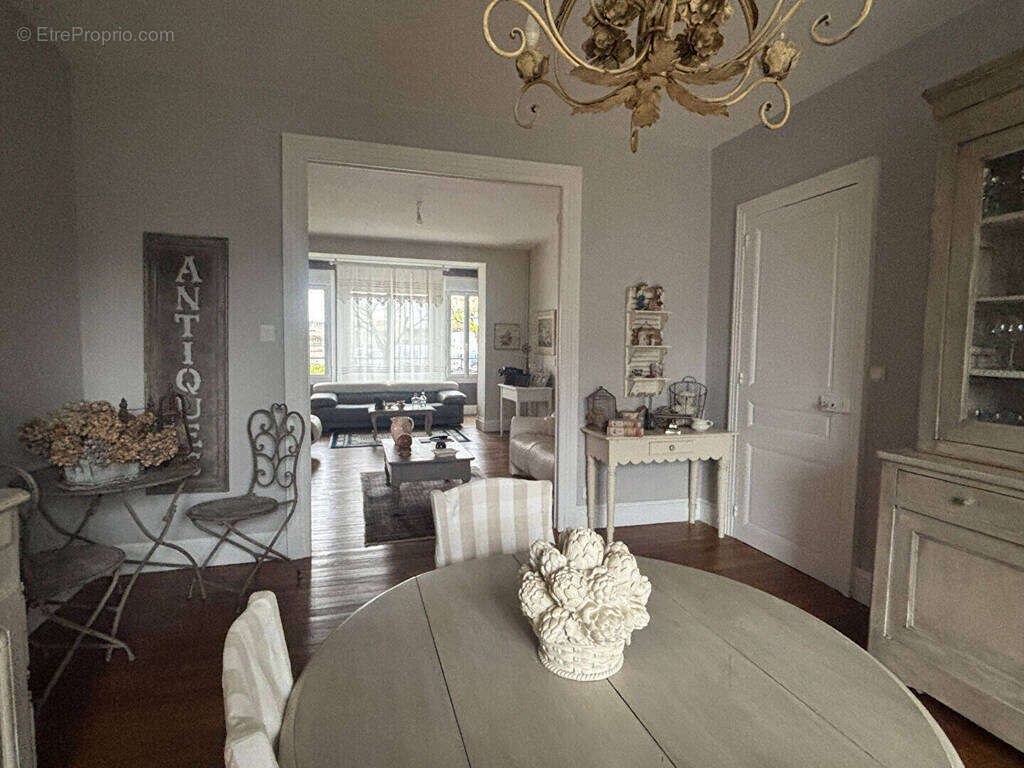 Maison 8 pièces 220 m² Châteauroux - photo 18