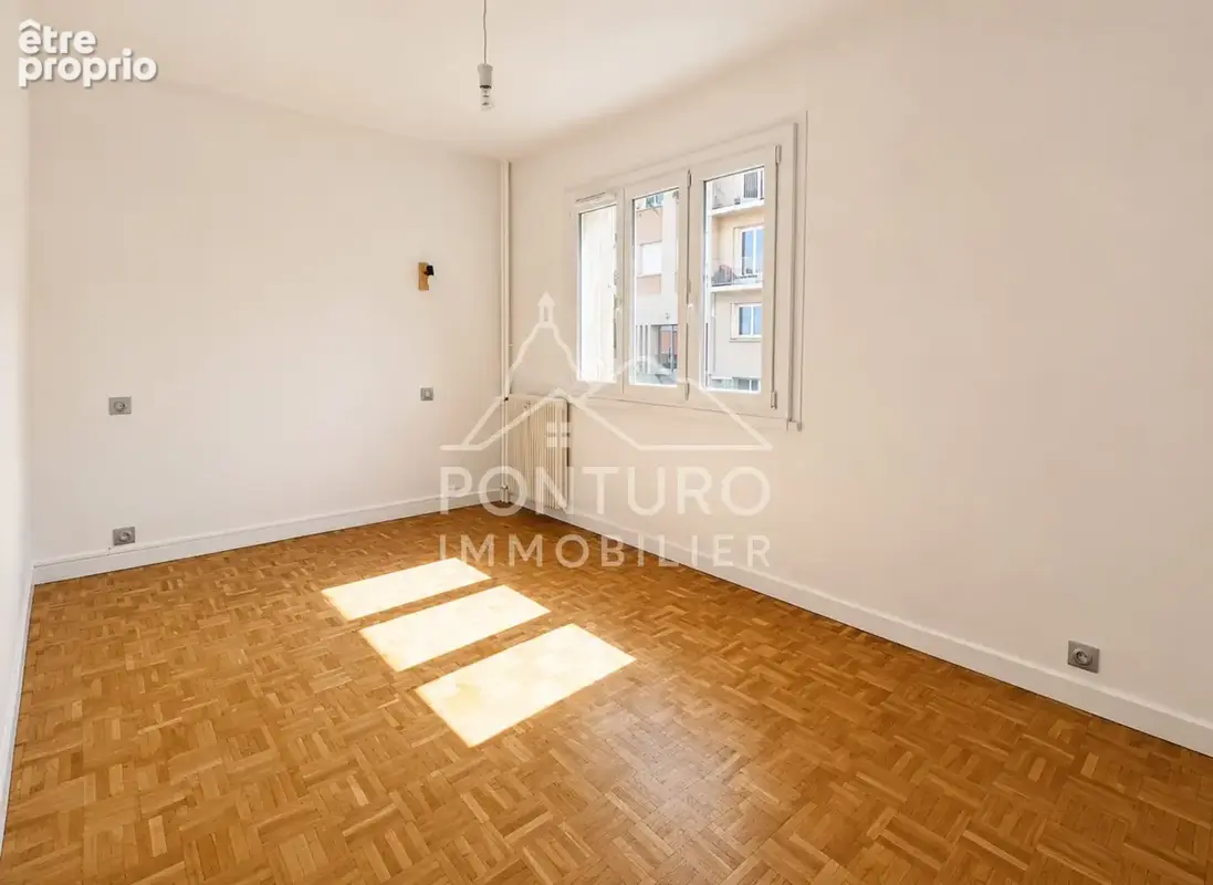 Appartement 5 pièces 100 m² à vendre à Le Puy-En-Velay (43000) - photo 8