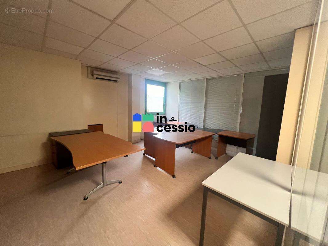? beaux bureaux en zone franche 6 parkings – le mans ? - photo 7