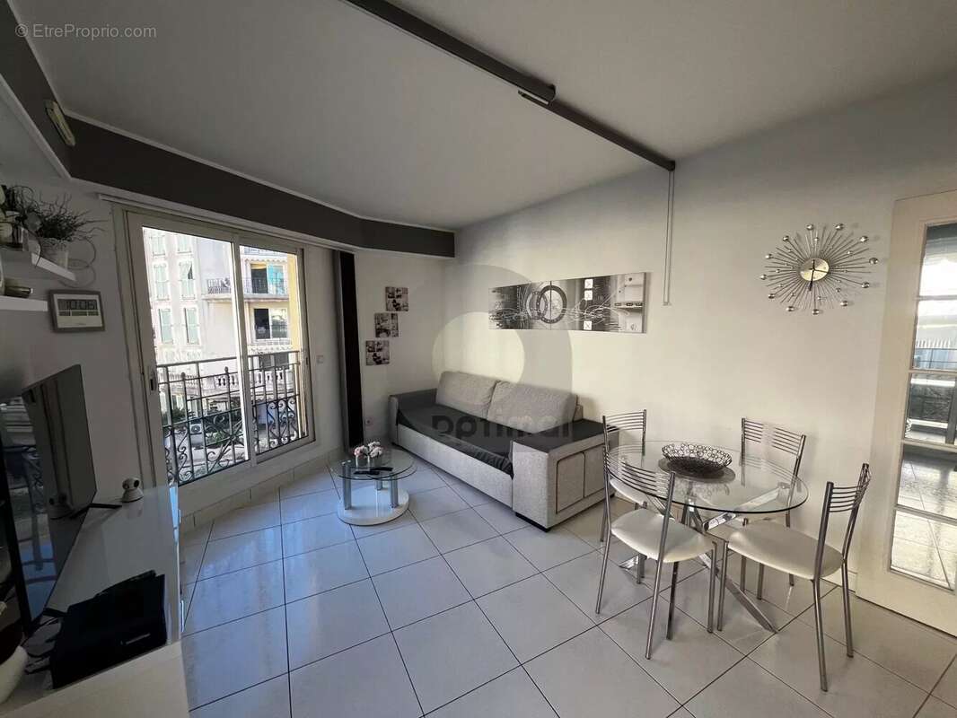 Appartement à MENTON