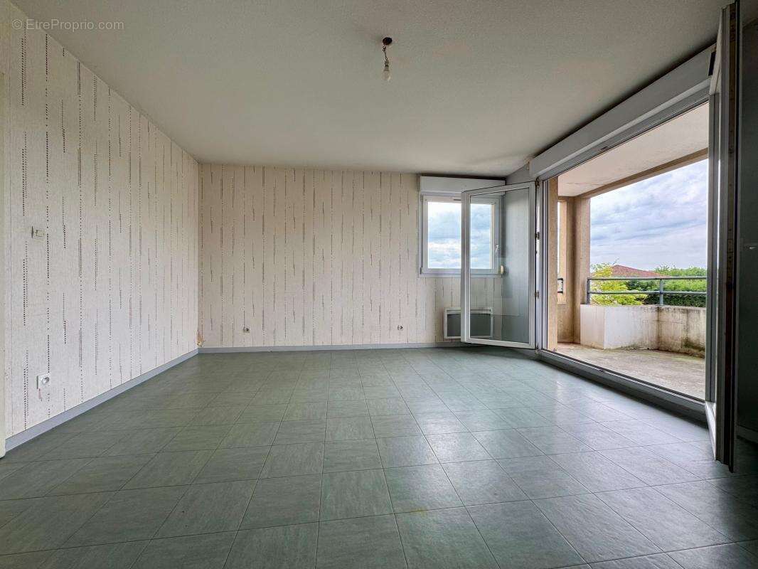 Appartement à VILLEFONTAINE