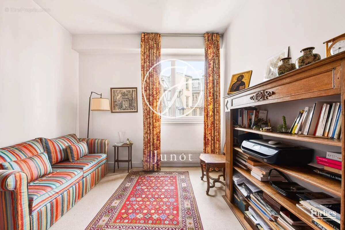 Appartement à PARIS-5E