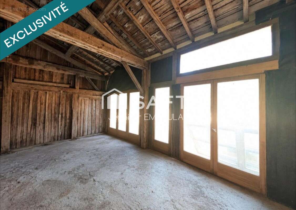 Photo 3 - Maison à SAINT-MORILLON