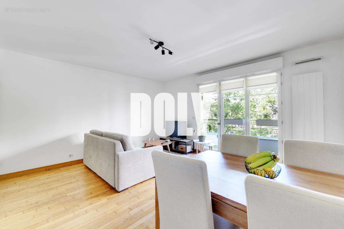 Appartement à MONTROUGE