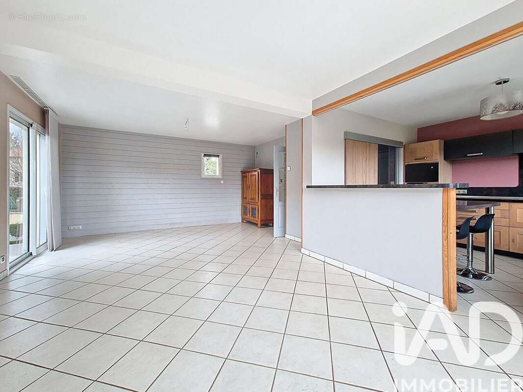 Maison 139 m² à Chaspuzac  - photo 5