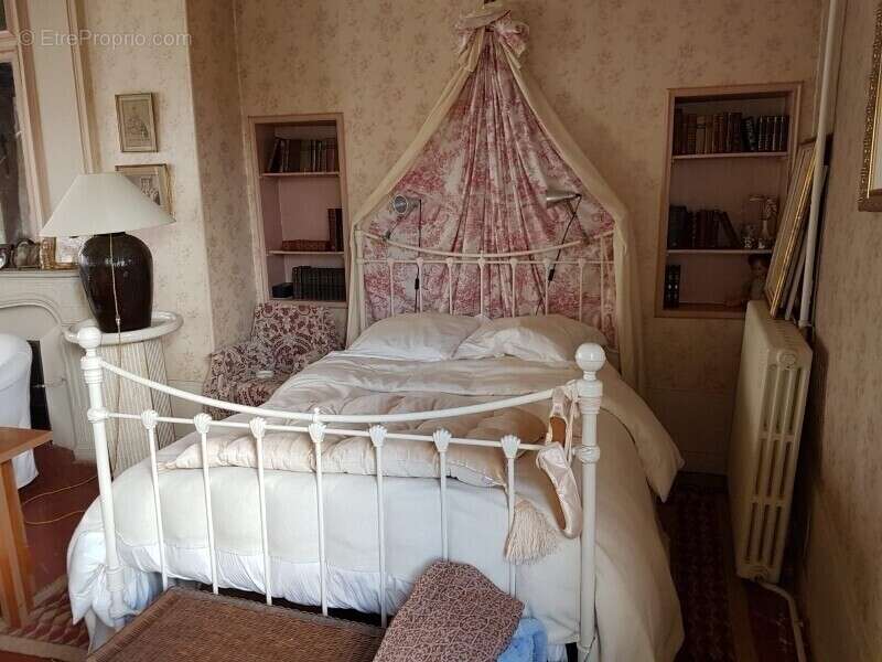 Maison à CHATEAUNEUF-EN-THYMERAIS