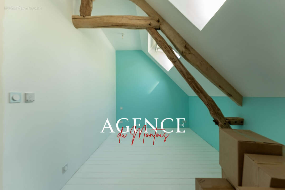 Maison à DONNEMARIE-DONTILLY