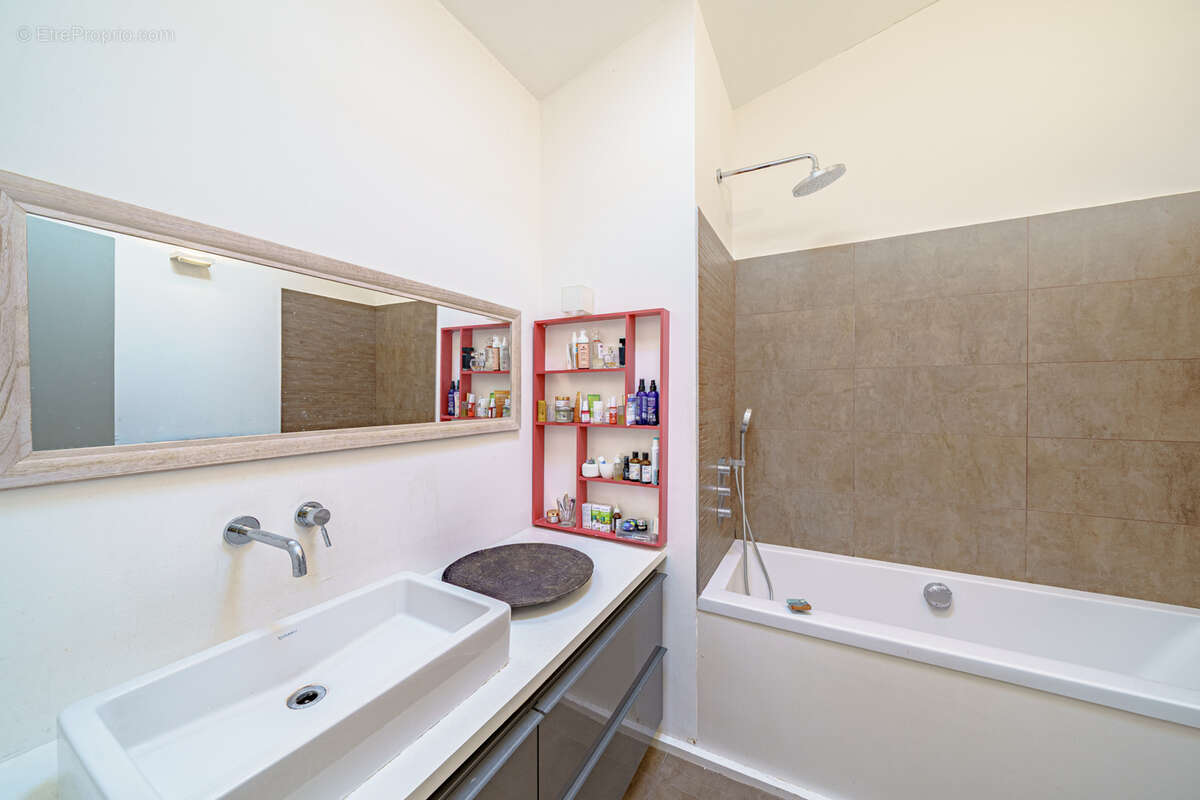 Maison à MARSEILLE-7E