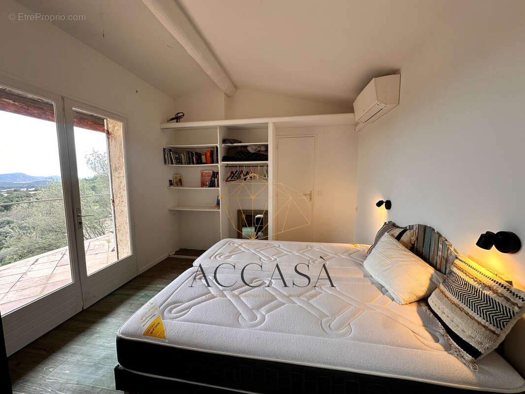 Maison à LECCI