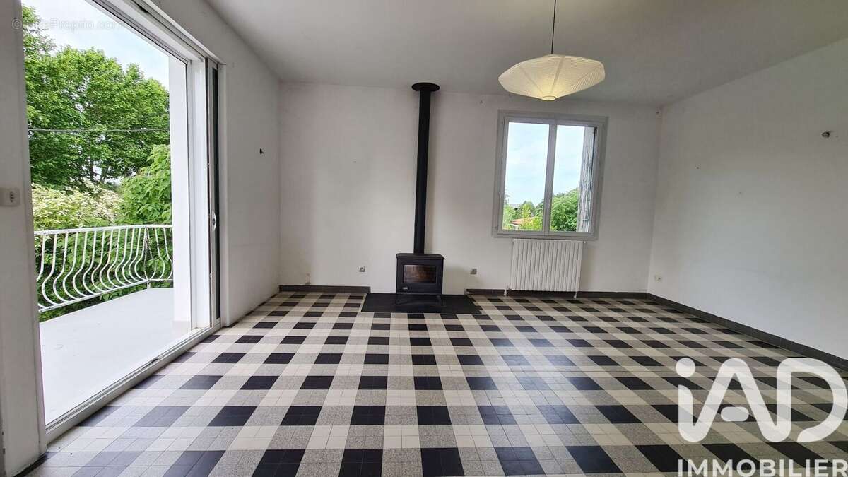 Photo 3 - Maison à BRESSOLS