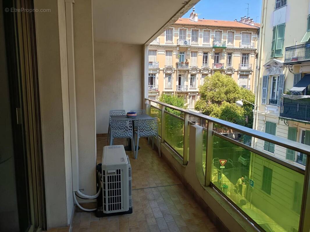 Appartement à NICE