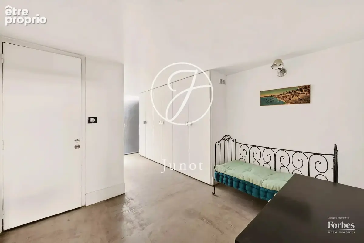 Saint-Cloud - MARCHÉ DES AVELINES - Maison 106 m² - Jardin 125 m² - photo 13