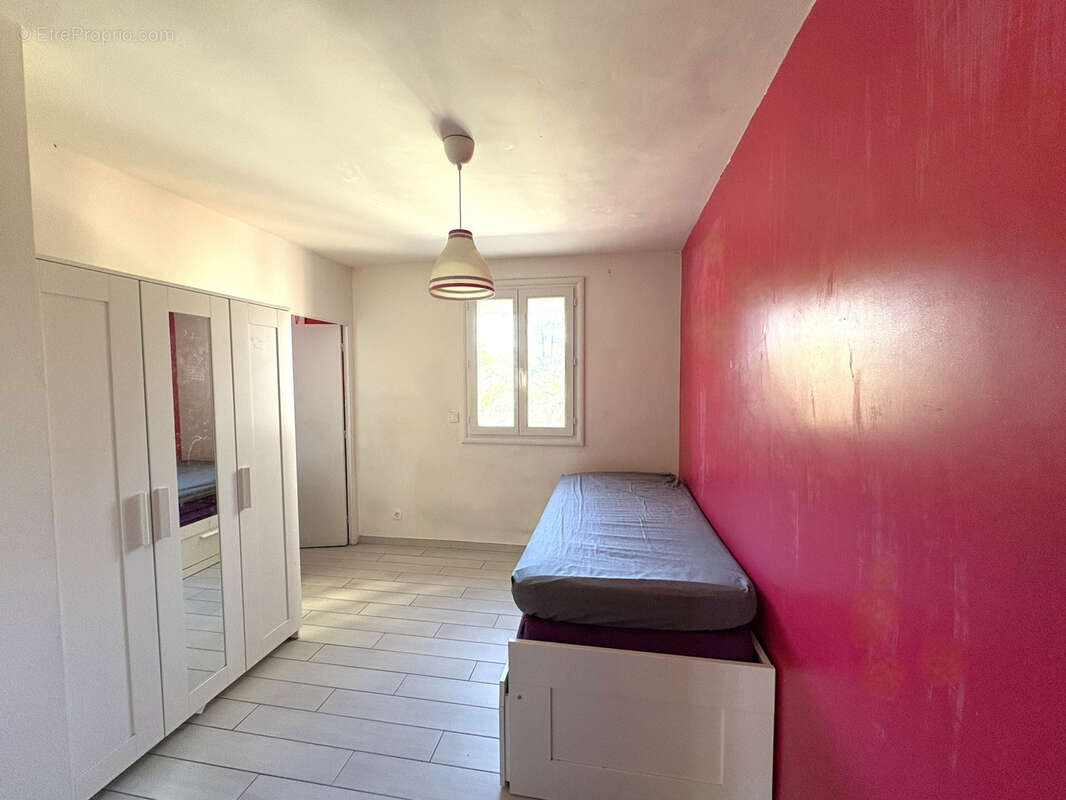 Appartement à MARSEILLE-12E