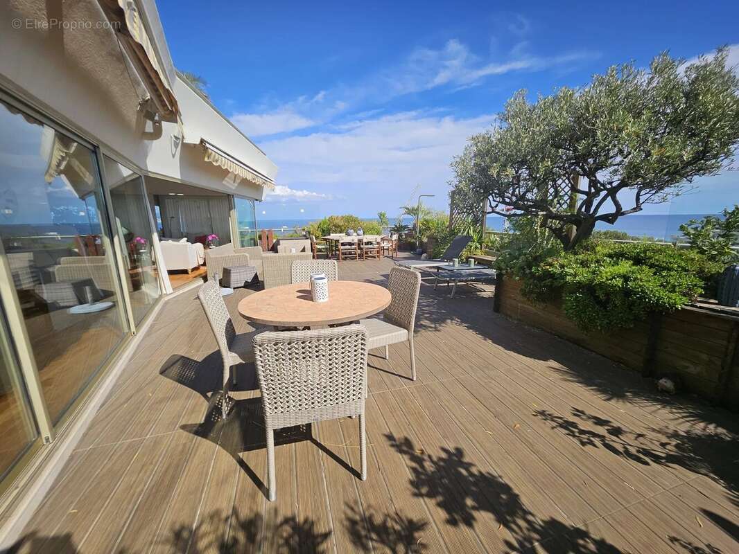 Co -exclusivite 8pieces terrasses etage eleve - photo 2