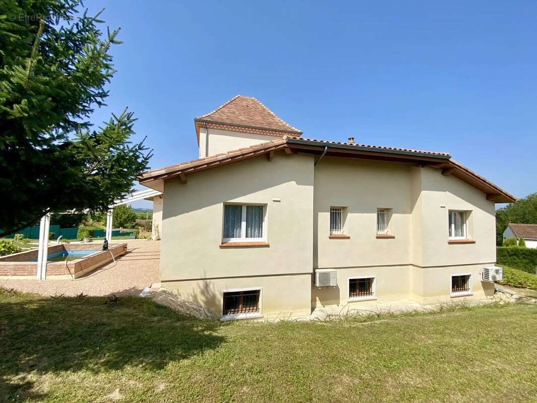Superbe maison au coeur de Castillonnès - photo 16