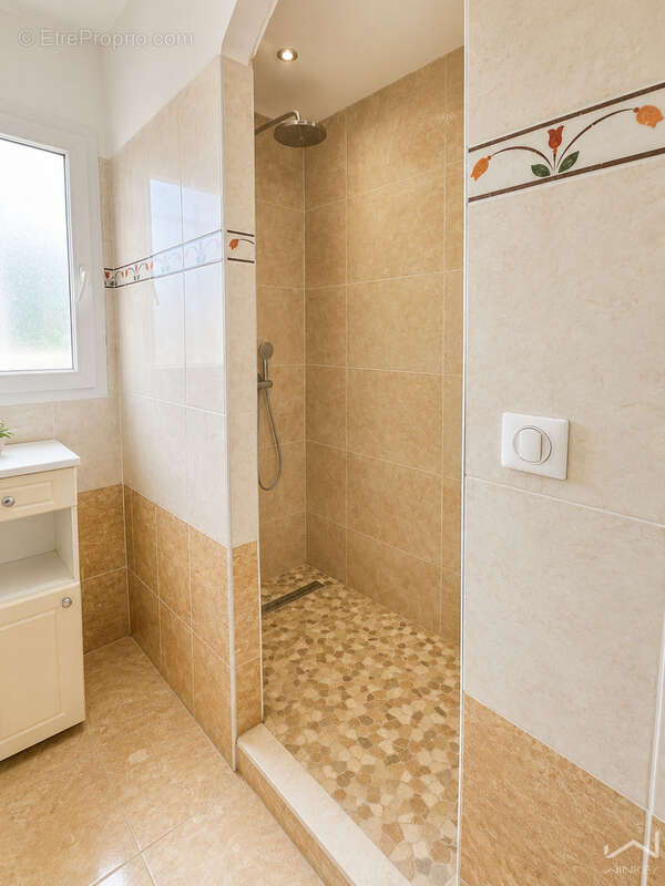 Exclusivité - saint paul trois chateaux - maison 180 m2 habitables - 5 chambres - piscine - garage - terrain 1 - photo 10