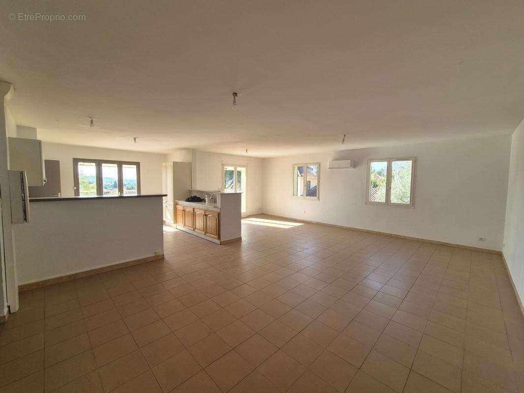 Maison à PONT-SAINT-ESPRIT