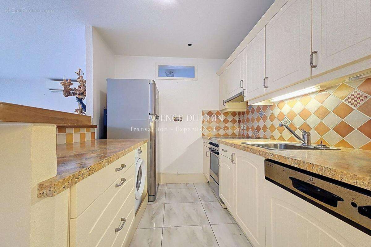 Appartement à FREJUS