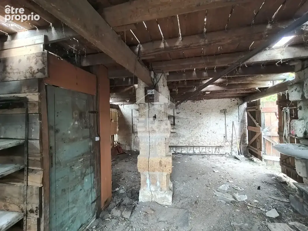 Maison  + grange à vendre à Saugon - travaux à prévoir - photo 14