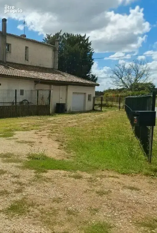 Maison en pierre, 4 chambres, garage attenant et grand terrain à 5 min de Saint-André-de-Cubzac - photo 18