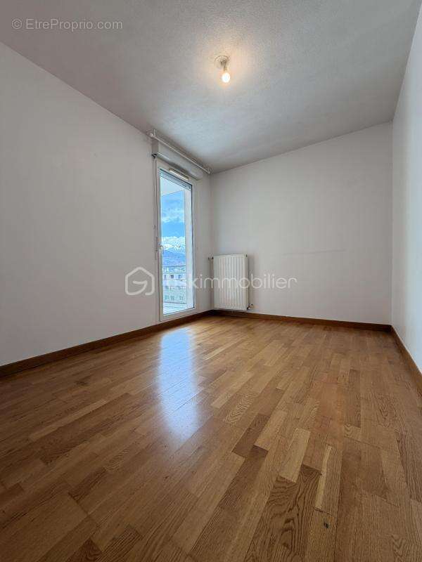 Appartement à ECHIROLLES