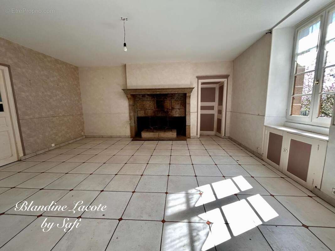 Maison 207 m² à Montboucher  - photo 3