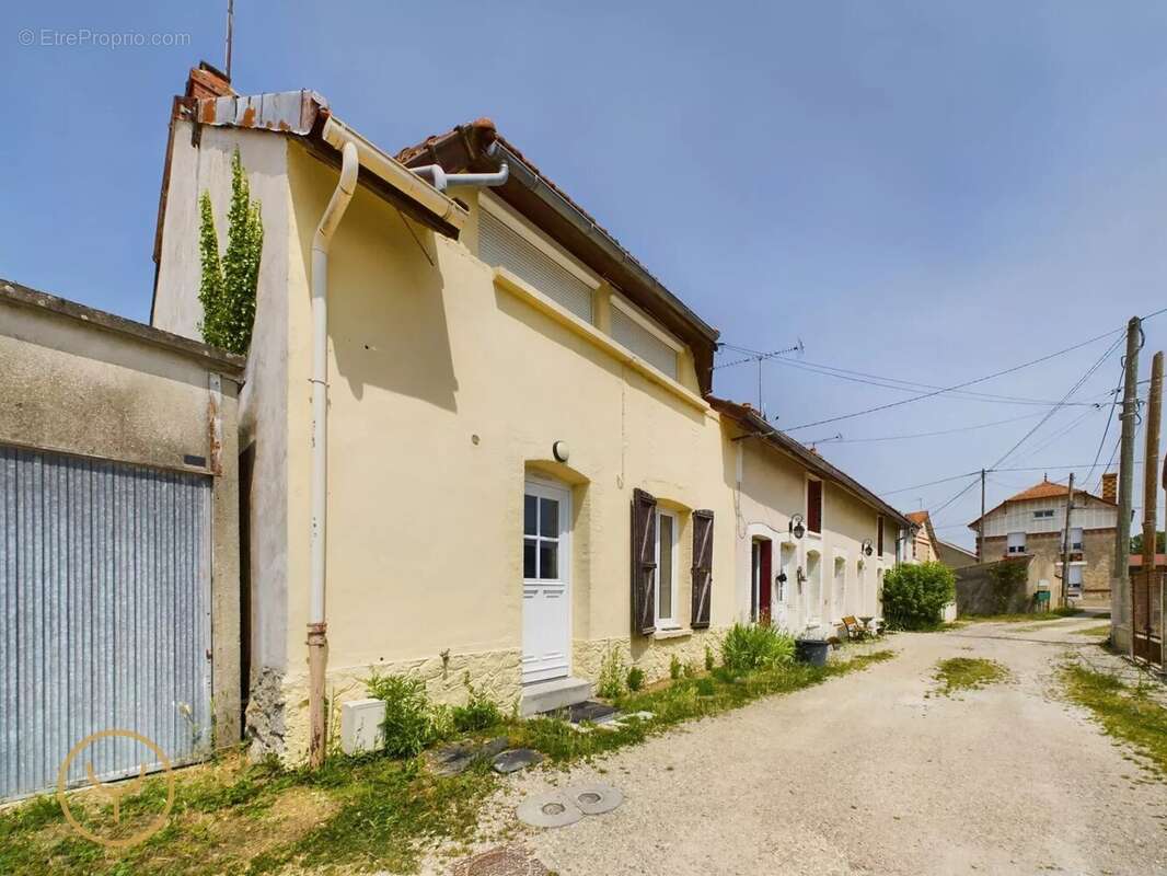 Maison à ROMILLY-SUR-SEINE