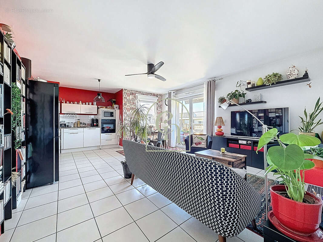 Photo 4 - Appartement à L'ISLE-D'ABEAU