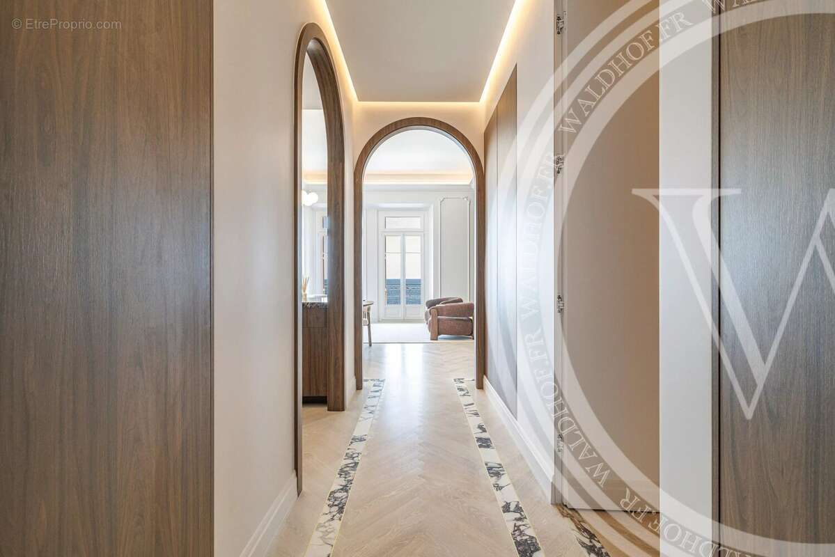Appartement à ROQUEBRUNE-CAP-MARTIN