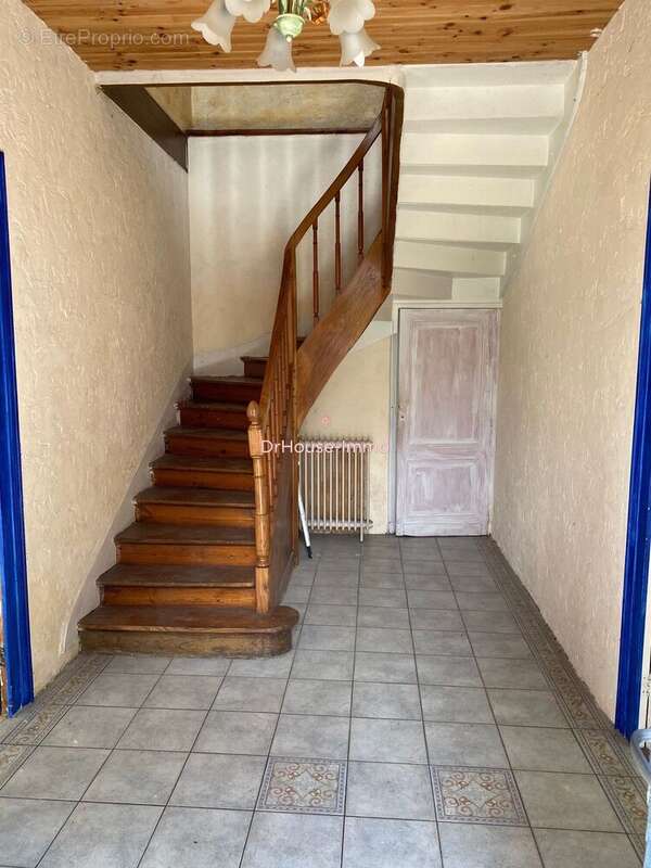 Maison à LAMOTHE-LANDERRON