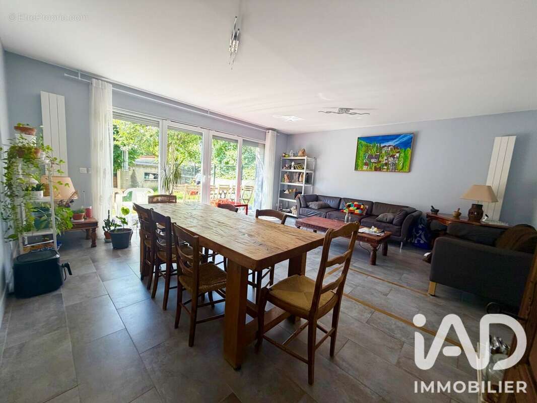 Photo 3 - Maison à VILLEJUIF