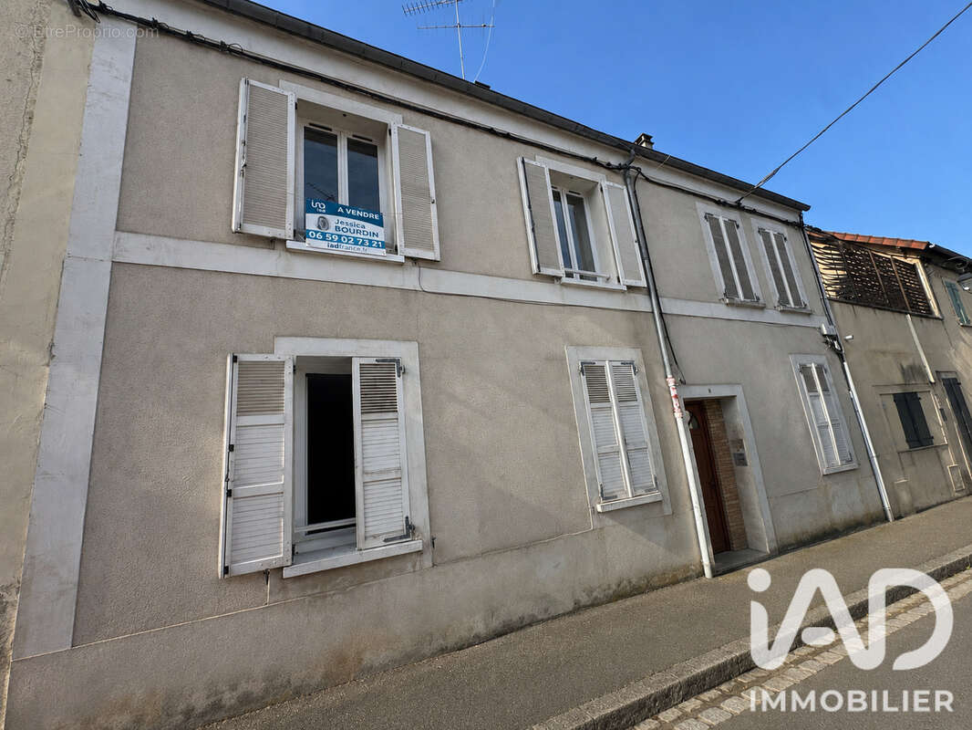 Appartement 33 m² à Montereau-Fault-Yonne  - photo 5