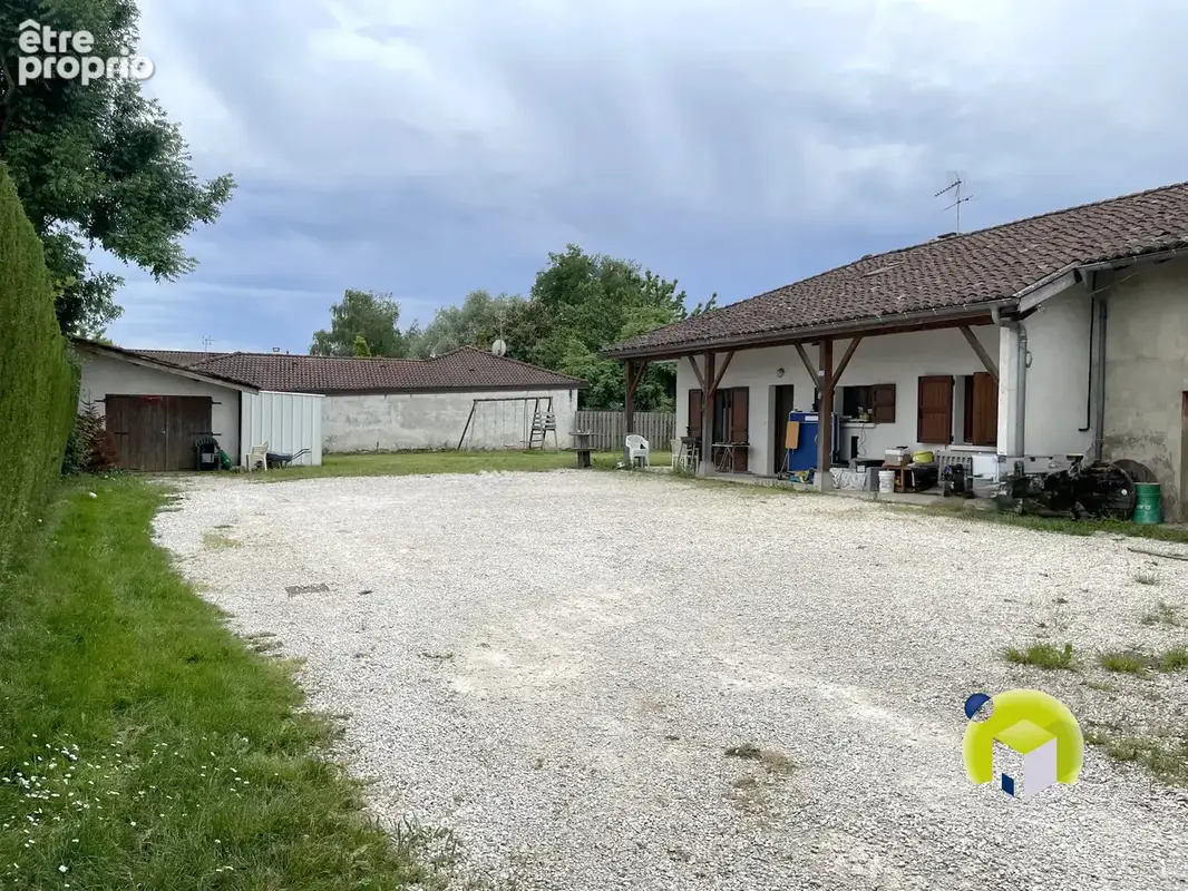 Photo Maison à Polliat au prix de 170 000€