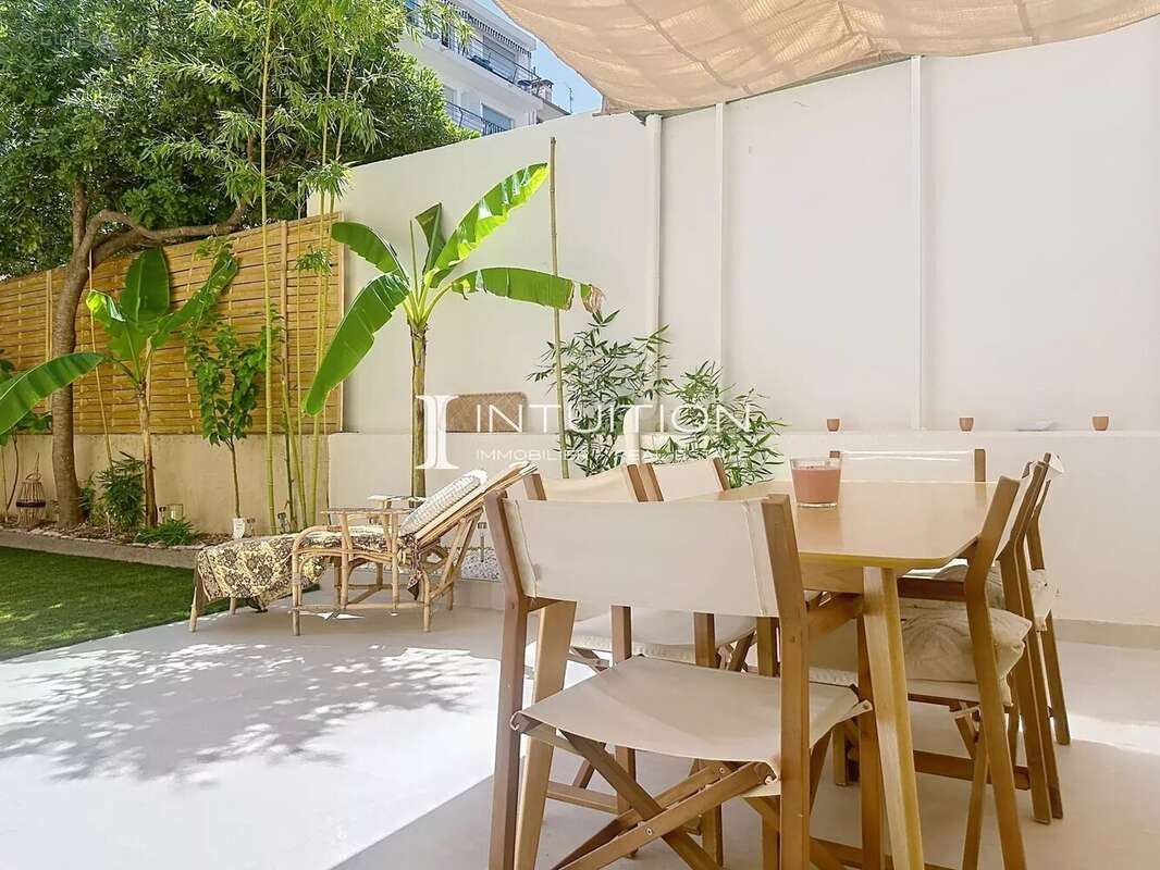 Cannes – La Peyriere: Superbe 3 pièces avec jardin et terrasse - photo 2