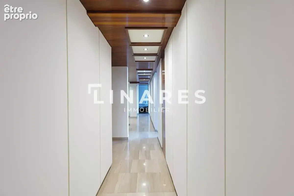 L’ARTEA - Maison T8 de 313 m² - Piscine - Parking - 13007 Roucas Blanc - photo 7
