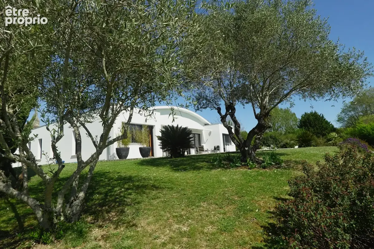 Magnifique vue dégagée, au calme,villa de plain-pied avec piscine - photo 3