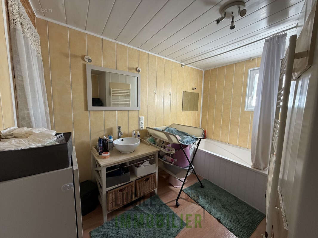 Maison de 70m² 4 - Maison à LEGLANTIERS