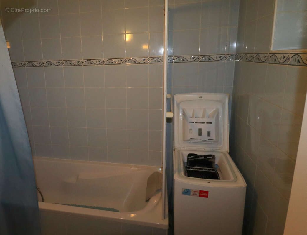 Proche de CUISERY (71) Maison de village en pierre rénovée avec dépendances - photo 11
