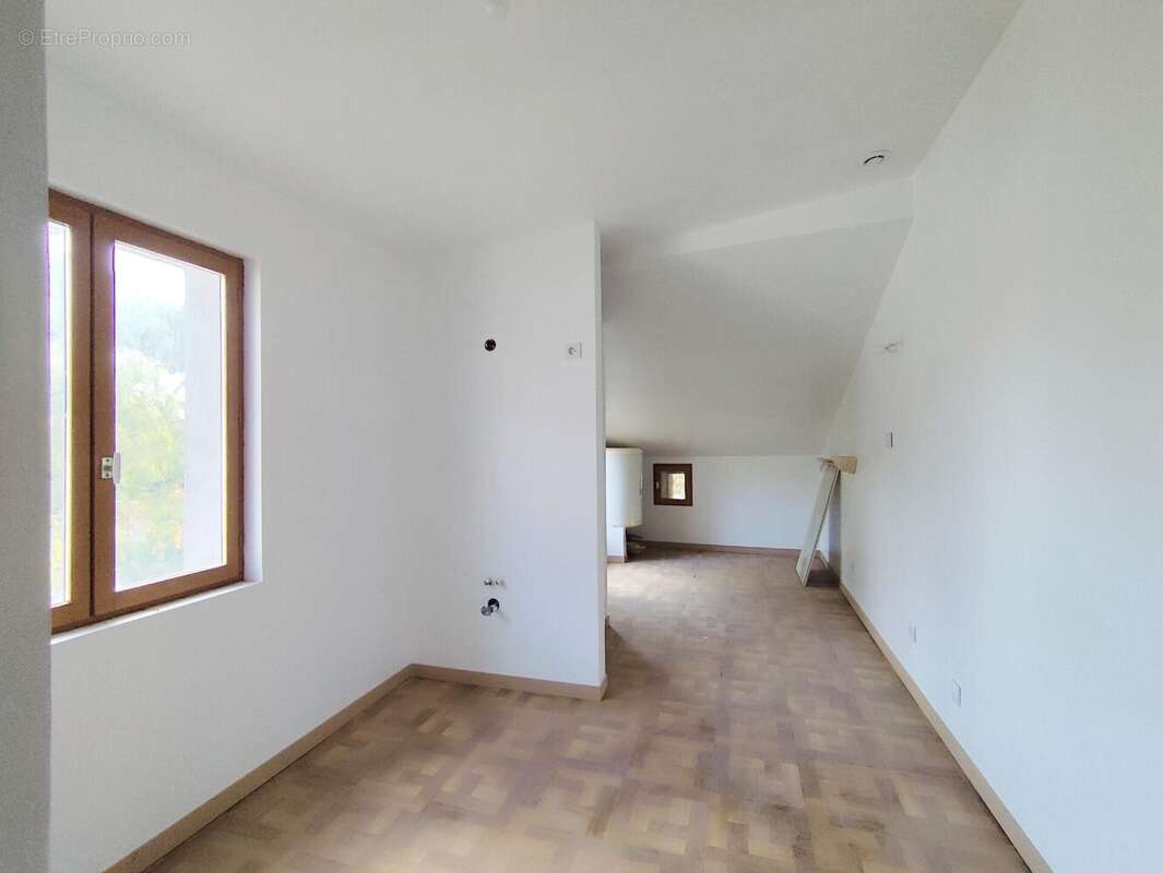 Maison 76 m² à Boudou  - photo 5