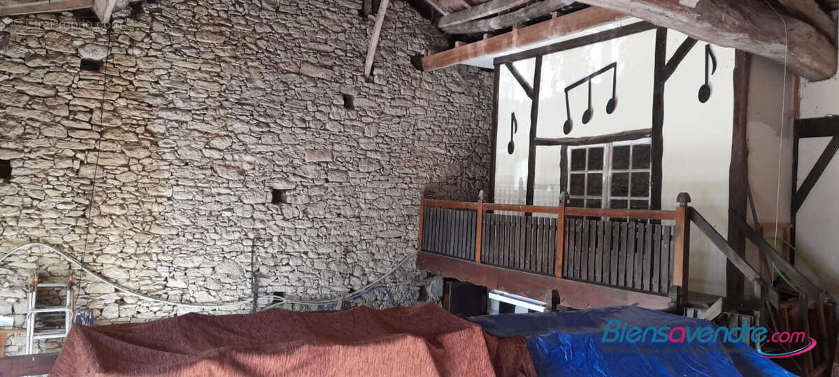 Maison 200 m² à Dieulivol  - photo 4