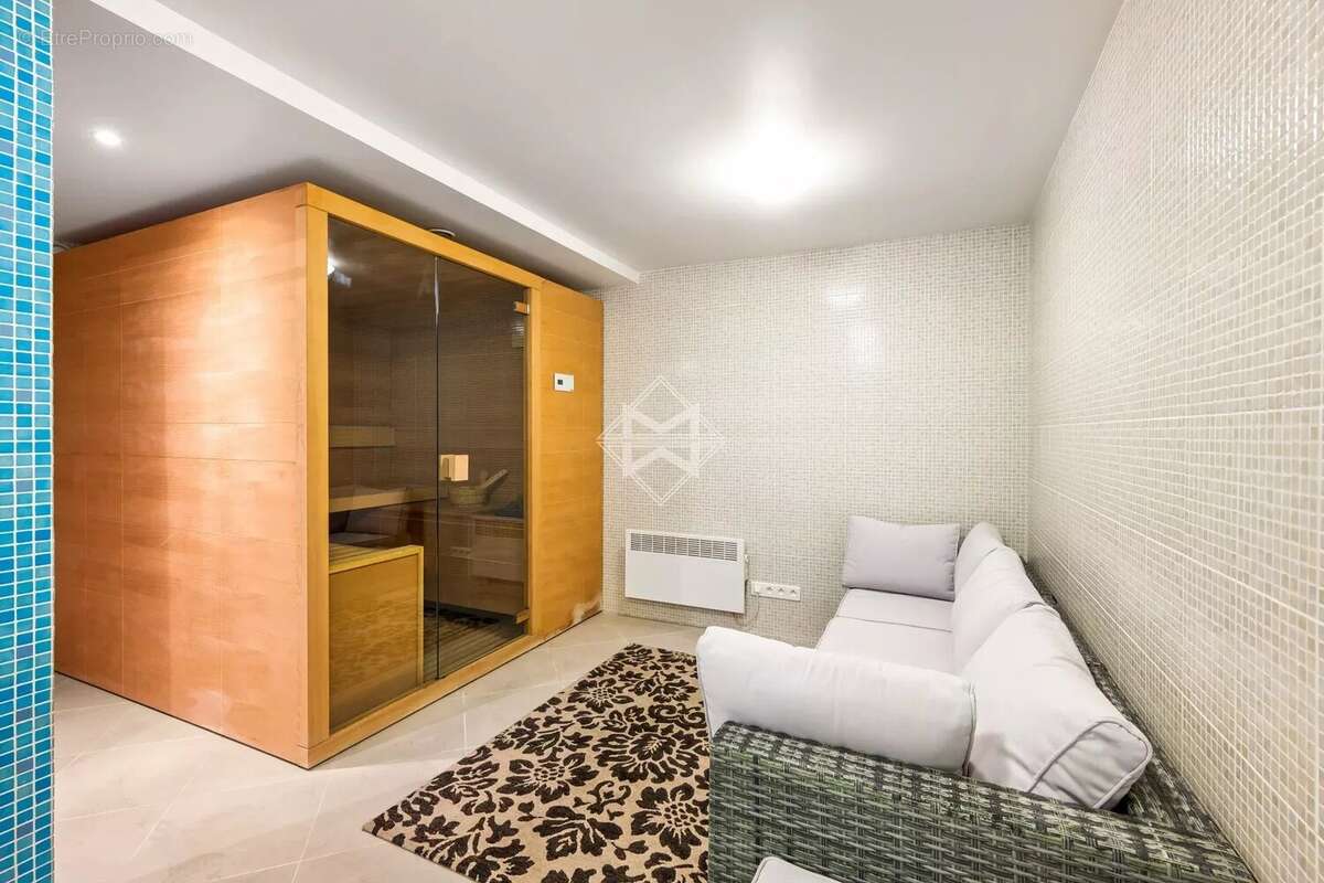 Maison à VILLENEUVE-LOUBET