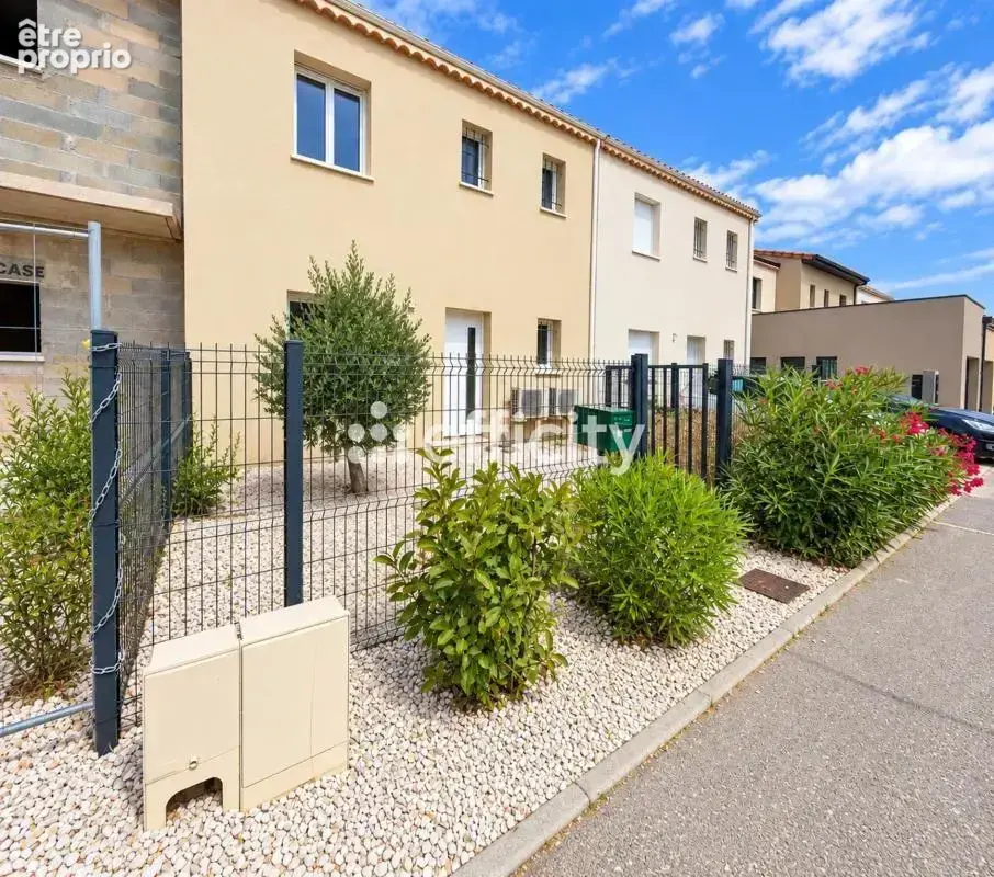 Maison à MONTELIMAR