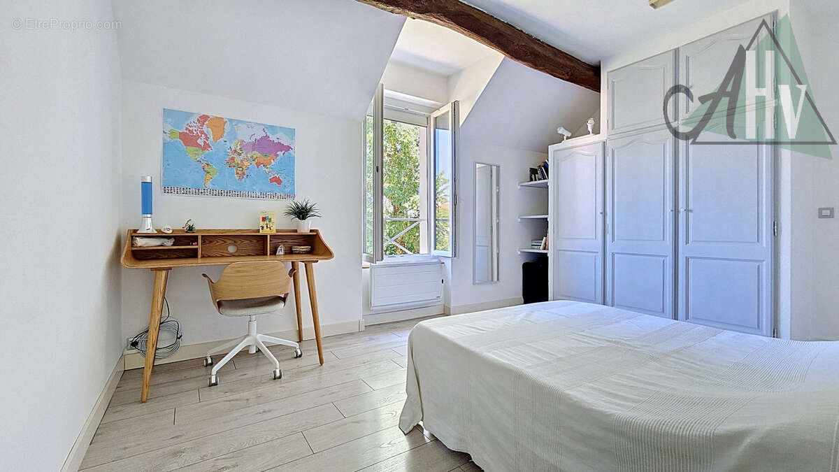 Maison à LIVERDY-EN-BRIE