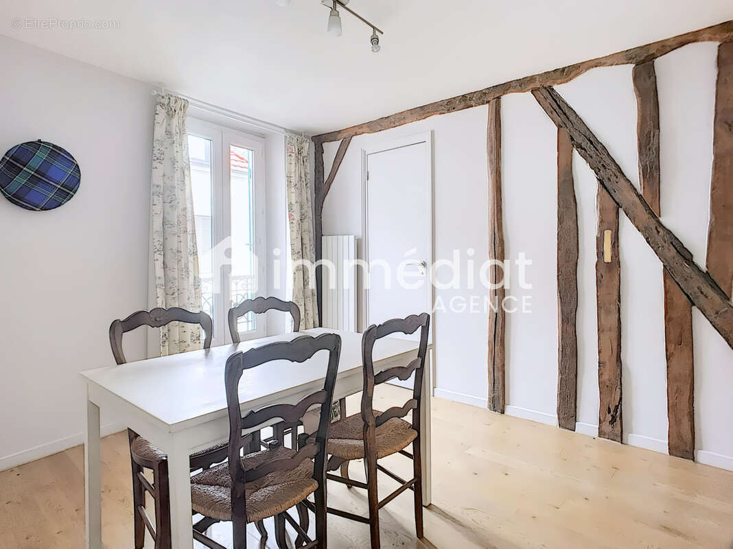 Appartement à RUEIL-MALMAISON