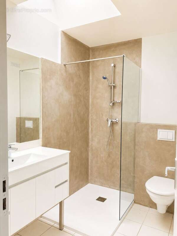Appartement à DONZERE