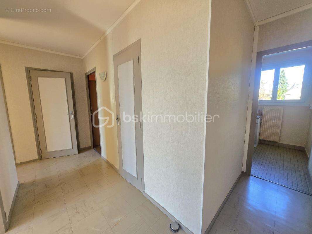 Magnifique appartement type T4 de 66 m² avec cave à NEVERS - photo 4