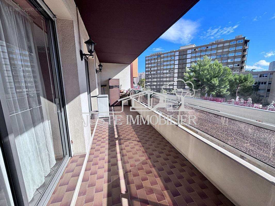 Appartement à MARSEILLE-5E