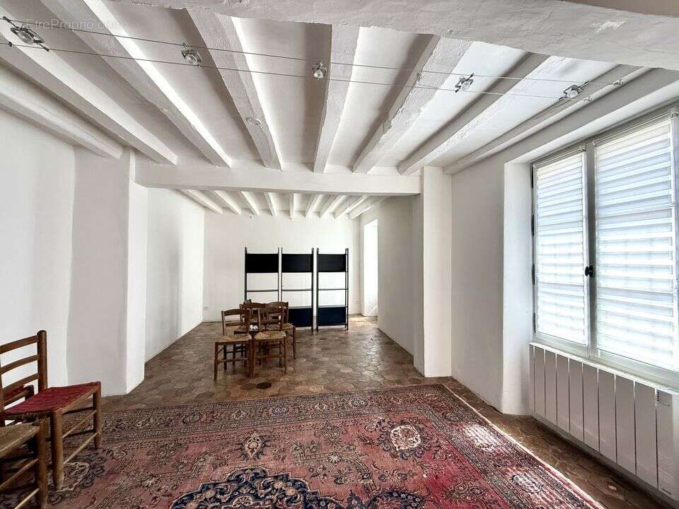 A vendre : ensemble immobilier de charme avec deux maisons et - photo 23