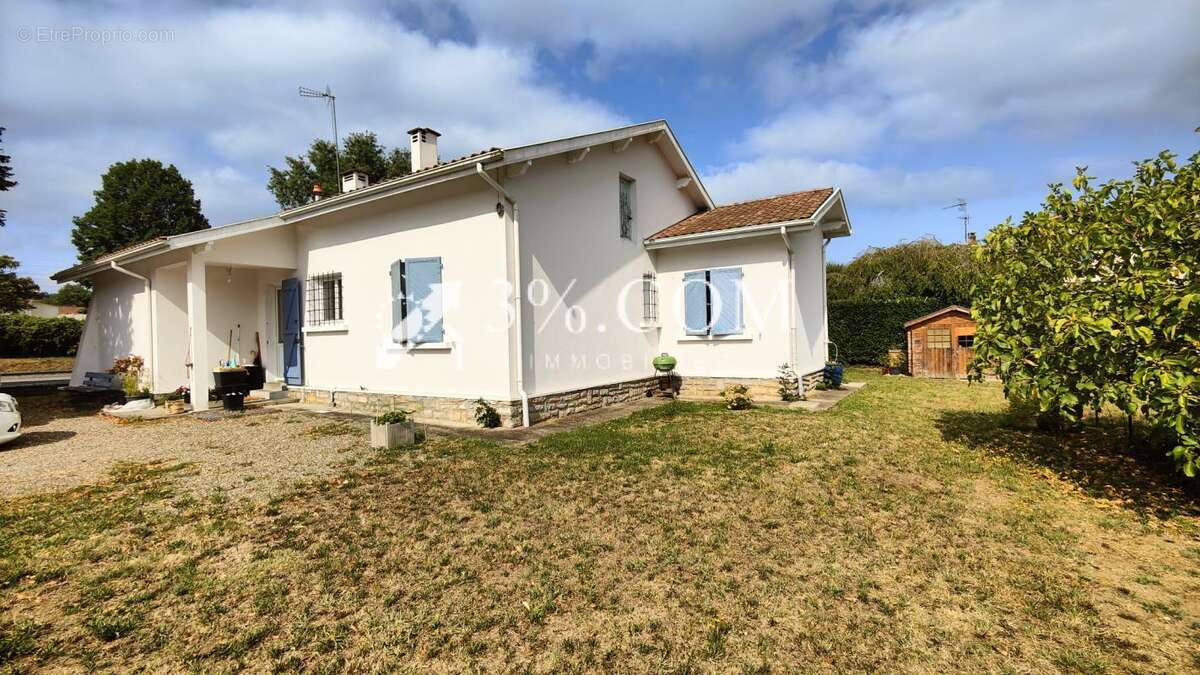 Maison de caractère à Narrosse 4 chambres - photo 11