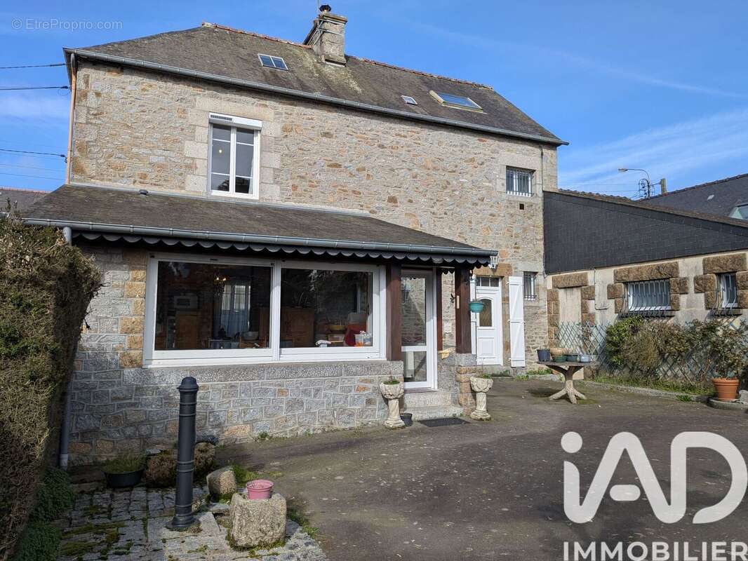 Photo 4 - Maison à LOUVIGNE-DU-DESERT